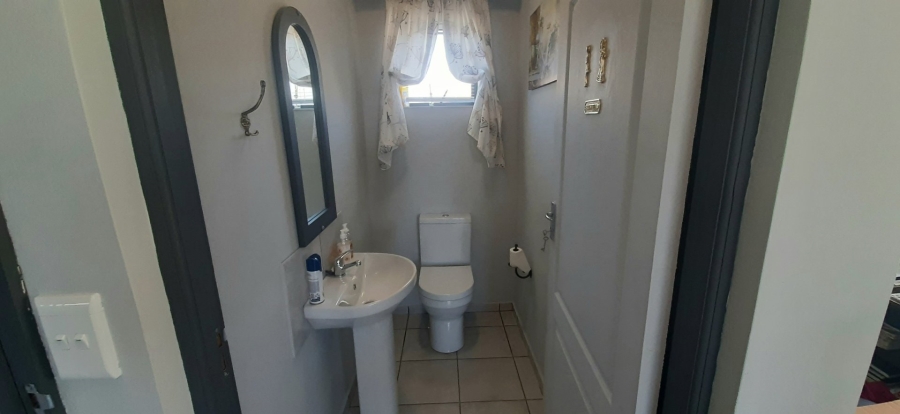 To Let 3 Bedroom Property for Rent in Seemeeu Park Western Cape